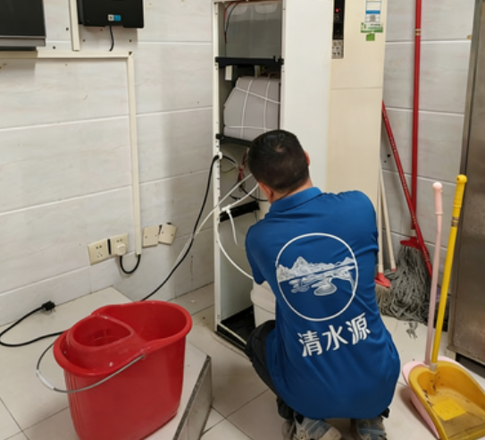 校园饮水设备排水